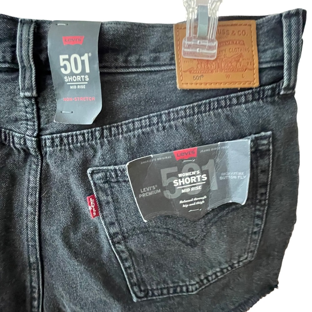 Levi’s premium mid rise 501 shorts 32 - Picture 4 of 9
